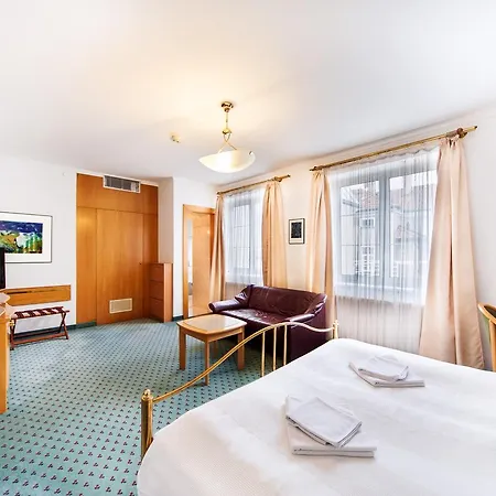 Otel Voyta 4*